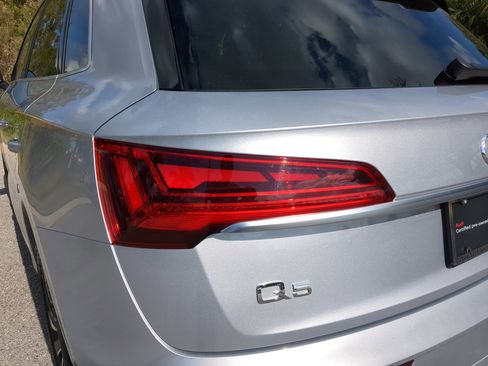 Certified 2022 Audi Q5 2.0T Premium Plus w/ Premium Plus Package image 10