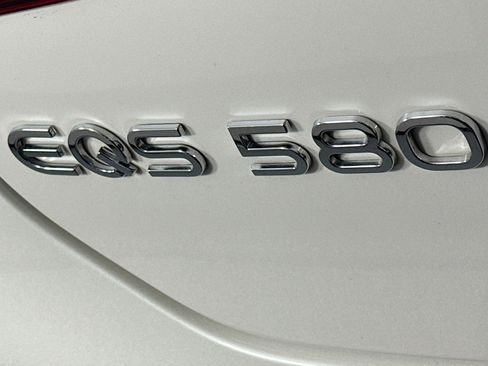 Certified 2023 Mercedes-Benz EQS 580 4MATIC Sedan image 9