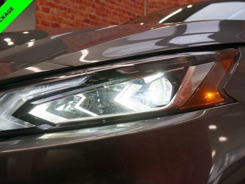 Certified 2021 Nissan Altima 2.5 SV w/ SV Premium Package image 62