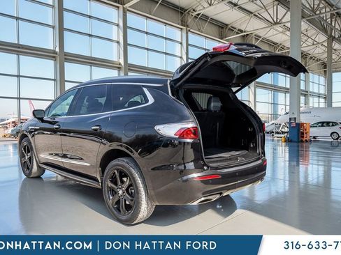 Used 2024 Buick Enclave Essence w/ Sport Touring Edition image 29