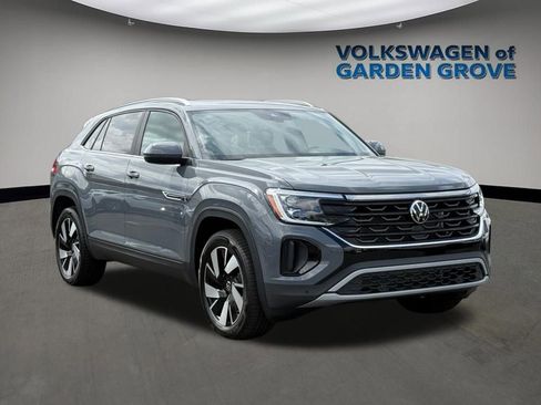 New 2026 Volkswagen Atlas Cross Sport SE AWD/4WD image 2