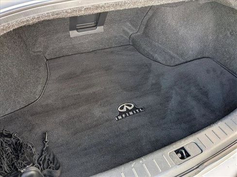 Used 2012 INFINITI M37 w/ Premium Pkg image 6