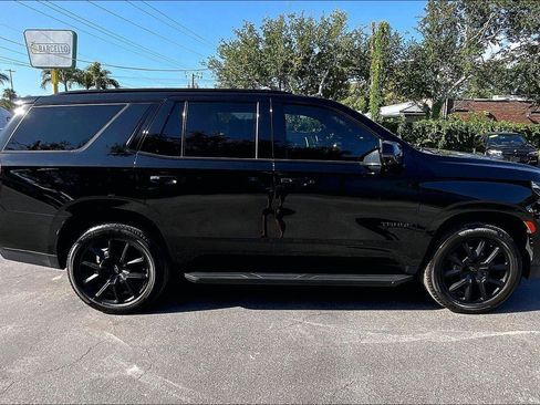 Used 2022 Chevrolet Tahoe RST w/ Luxury Package RWD image 32