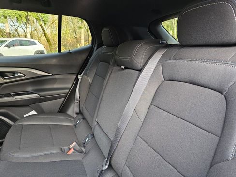 New 2026 Chevrolet Equinox EV LT image 20