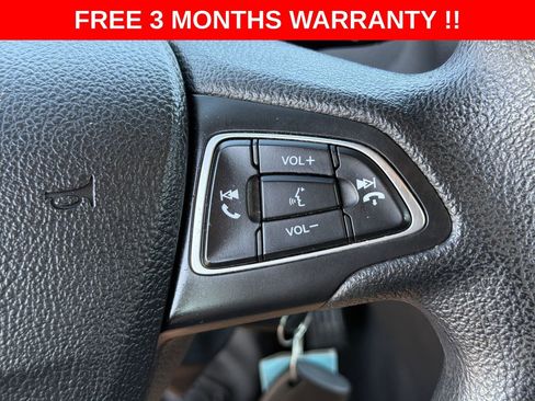 Used 2017 Ford Focus SE image 40