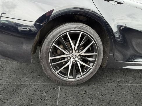 Used 2022 Toyota Camry SE image 10