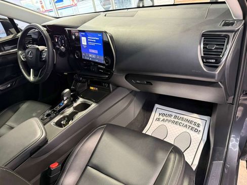 Used 2025 Lexus NX 250 FWD image 48
