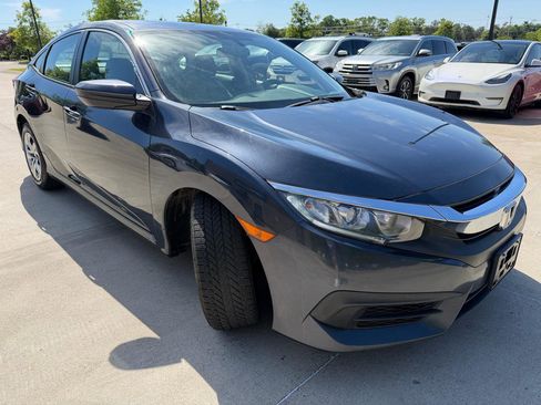 Used 2017 Honda Civic LX image 3