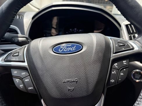 Used 2022 Ford Edge SEL w/ Convenience Package AWD/4WD image 15