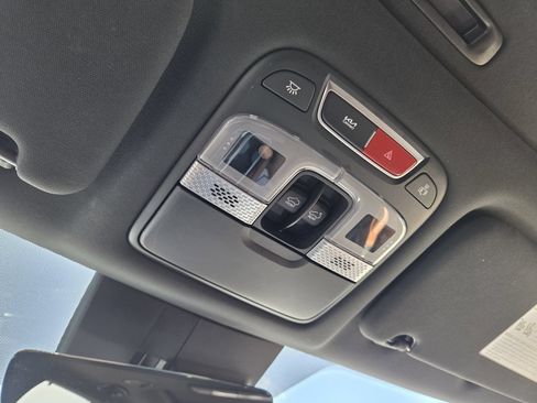 Used 2025 Kia Telluride SX X-Line AWD/4WD image 39