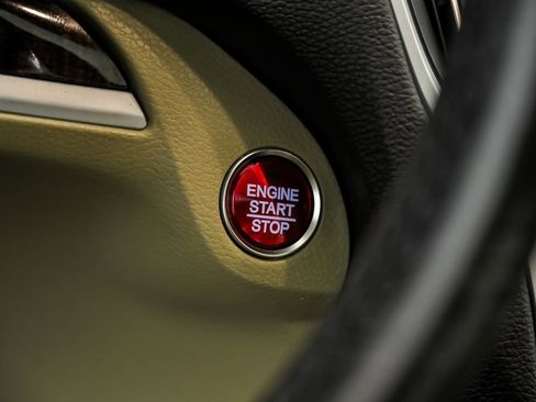 Used 2020 Acura TLX image 21