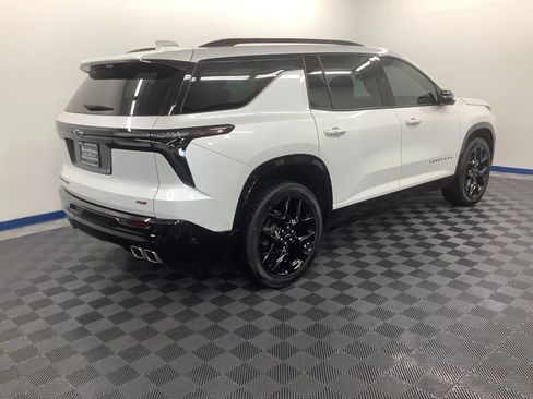 Used 2024 Chevrolet Traverse RS w/ LPO, Floor Liner Package AWD/4WD image 25