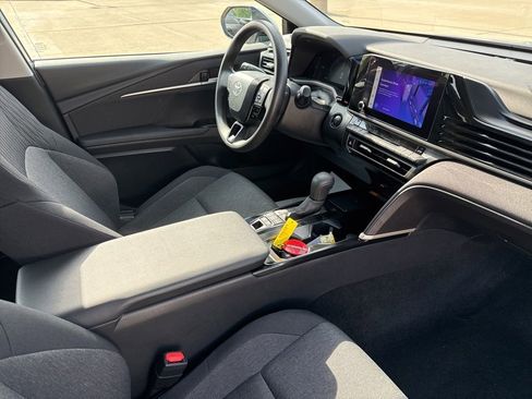 Certified 2025 Toyota Camry LE AWD/4WD image 22