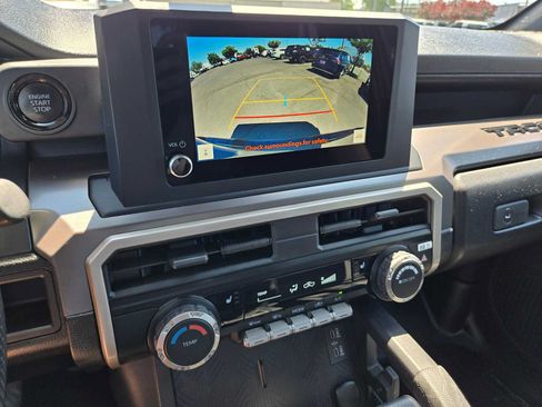 Used 2024 Toyota Tacoma SR5 AWD/4WD image 30