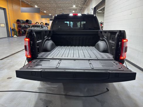 Used 2022 Ford F150 Platinum w/ FX4 Off-Road Package image 21