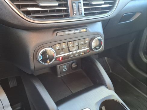 Used 2023 Ford Escape Active AWD/4WD image 19