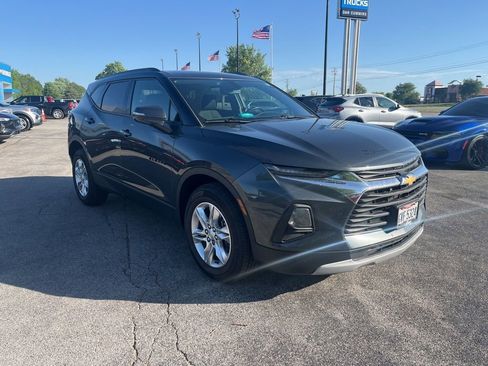Used 2020 Chevrolet Blazer LT AWD/4WD image 2