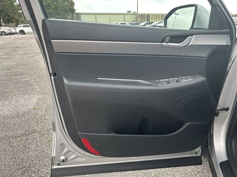 Used 2023 Hyundai Palisade SEL FWD image 16