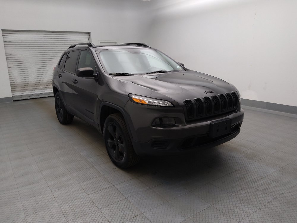 Used 2017 Jeep Cherokee Sport w/ Cold Weather Group AWD/4WD image 13