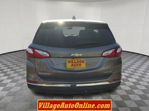 Used 2018 Chevrolet Equinox LT image 3