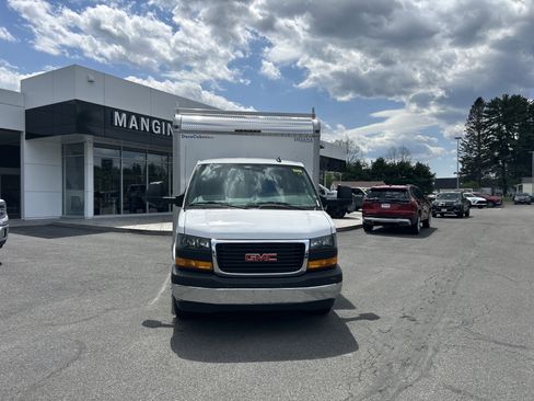New 2026 GMC Savana 3500 w/ Power Convenience Package RWD image 9