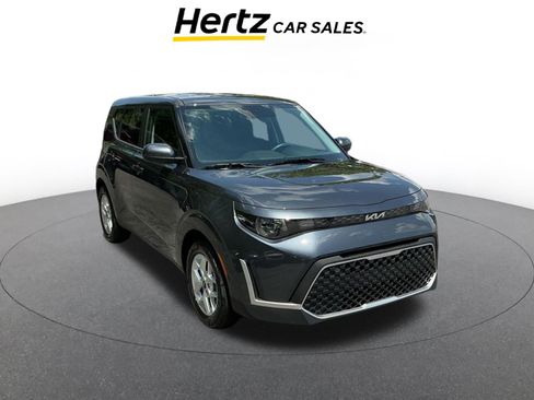 Used 2025 Kia Soul LX w/ LX Technology Package FWD image 1