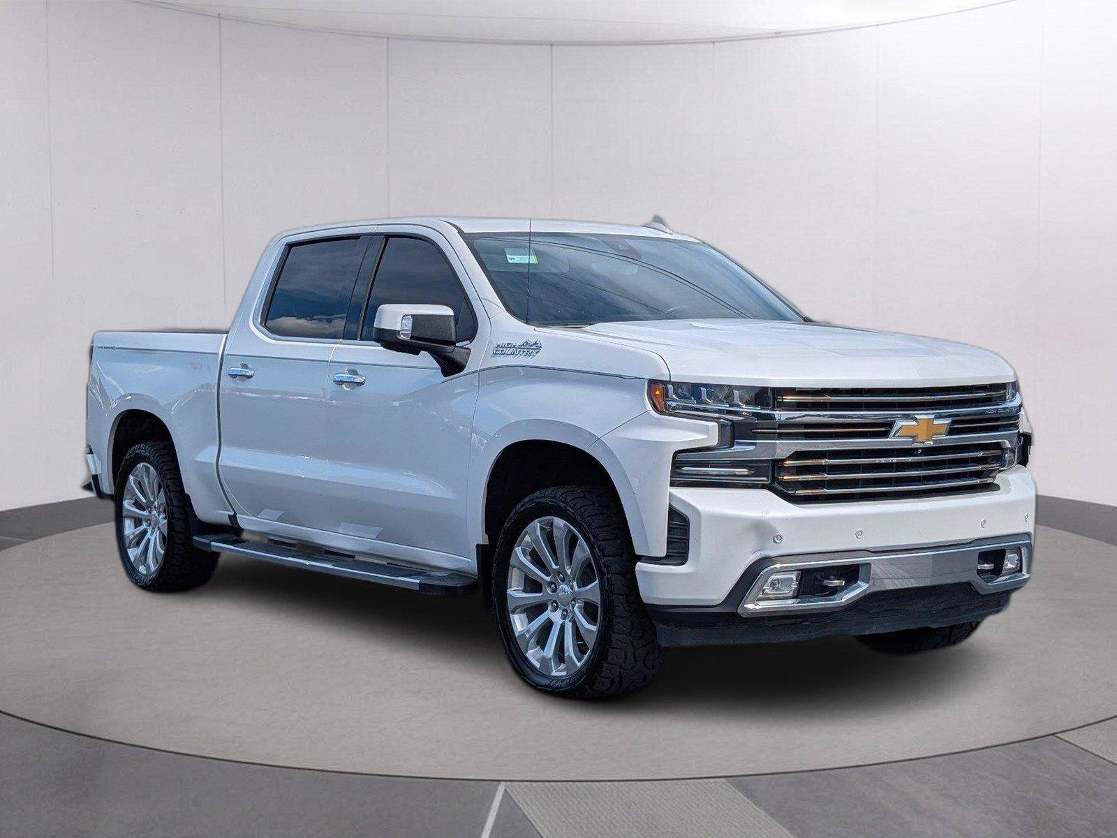 Used 2020 Chevrolet Silverado 1500 High Country w/ Technology Package AWD/4WD image 8