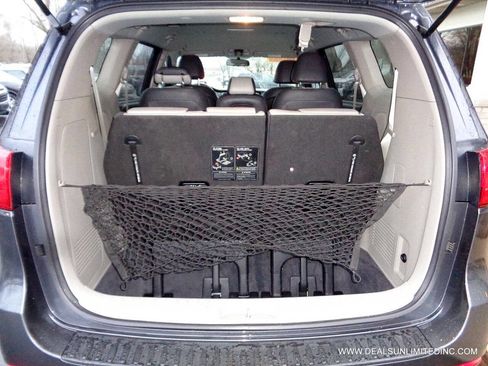 Used 2016 Kia Sedona LX w/ LX Essentials Premium Package image 19