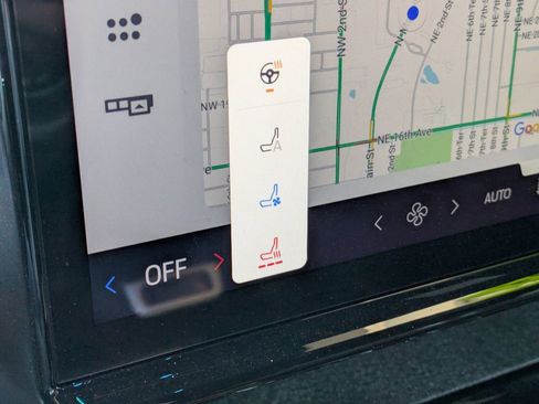 Used 2025 Ford Expedition Tremor image 28