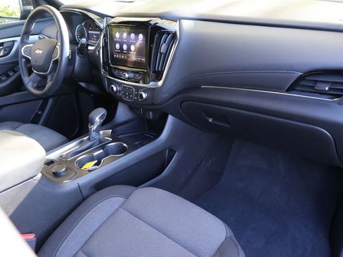 Certified 2023 Chevrolet Traverse LT image 40