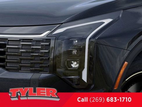 New 2026 Kia Sportage EX FWD image 11