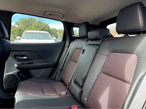 New 2026 Nissan Kicks SR w/ Illumination Package FWD image 16