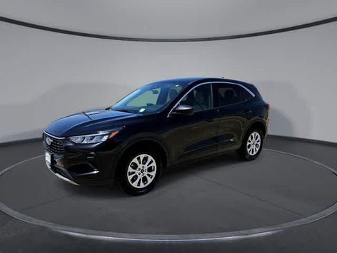 Used 2023 Ford Escape Active AWD/4WD image 4