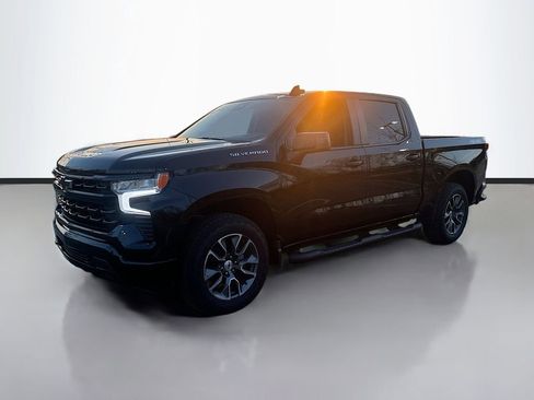 Used 2023 Chevrolet Silverado 1500 RST image 3