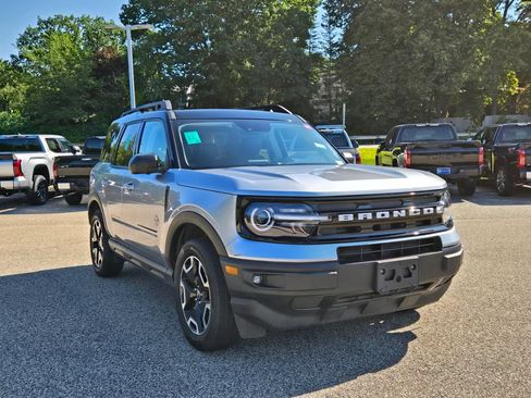Used 2023 Ford Bronco Sport Outer Banks w/ Tech Package AWD/4WD image 4