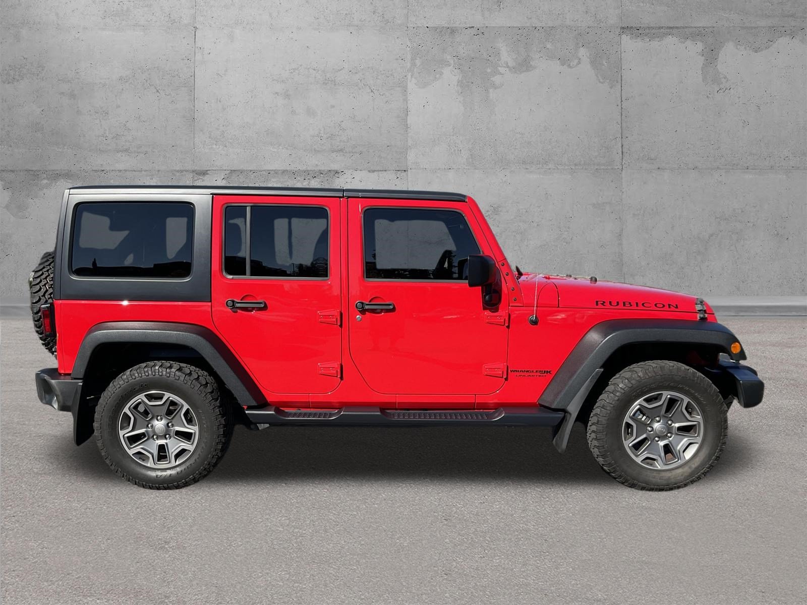 Used 2018 Jeep Wrangler Unlimited Rubicon w/ Cold Weather Group AWD/4WD image 2