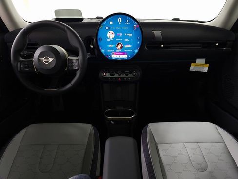 Used 2025 MINI Cooper S image 9