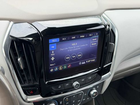 Used 2021 Chevrolet Traverse Premier w/ LPO, Floor Liner Package image 32