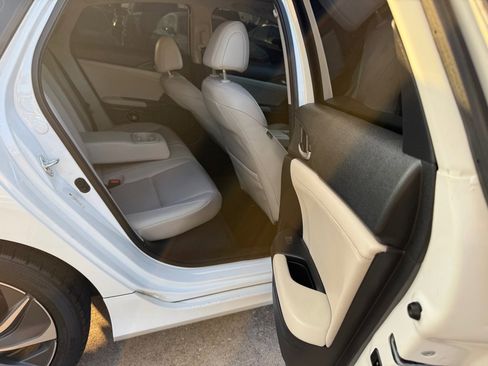 Used 2022 Honda Insight Touring image 10