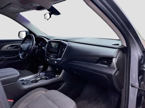 Used 2019 Chevrolet Traverse LT FWD image 29