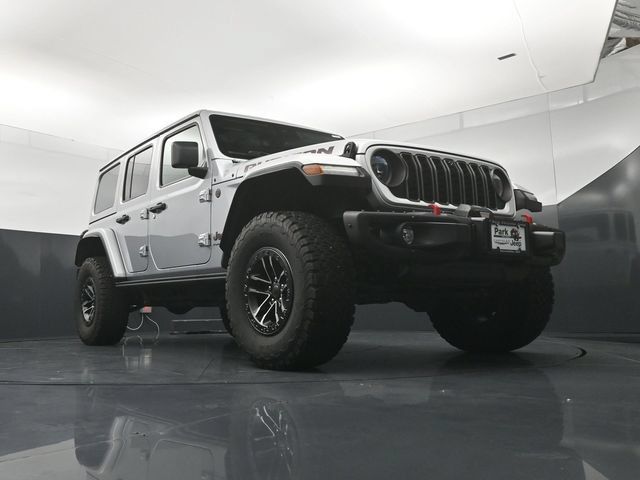 Used 2024 Jeep Wrangler Unlimited Rubicon AWD/4WD image 22