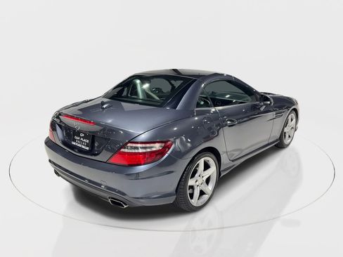 Used 2015 Mercedes-Benz SLK 250 w/ Premium Package image 13