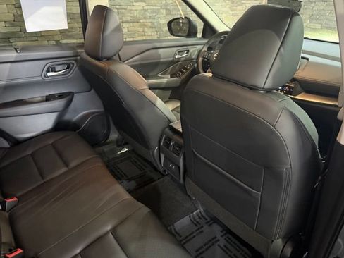 Certified 2026 Nissan Rogue SV w/ SV Premium Package FWD image 35