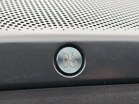 Used 2022 Ford F350 Lariat w/ Black Appearance Package image 25