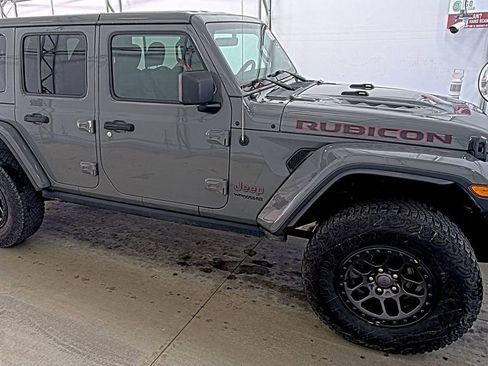 Used 2021 Jeep Wrangler Unlimited Rubicon w/ Xtreme Recon 35" Tire Package AWD/4WD image 3