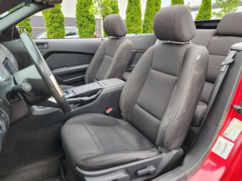 Used 2013 Ford Mustang GT w/ Security Pkg RWD image 20