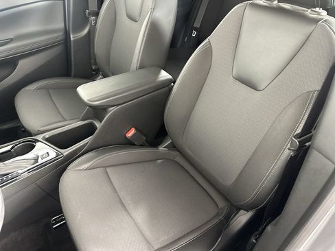 Used 2023 Buick Encore GX Select w/ Sport Touring Package AWD/4WD image 22