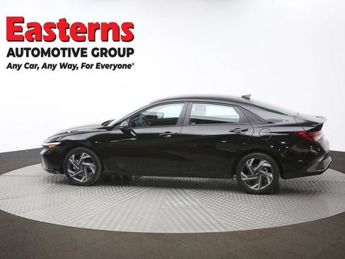 Used 2025 Hyundai Elantra Sport w/ Cargo Package image 60