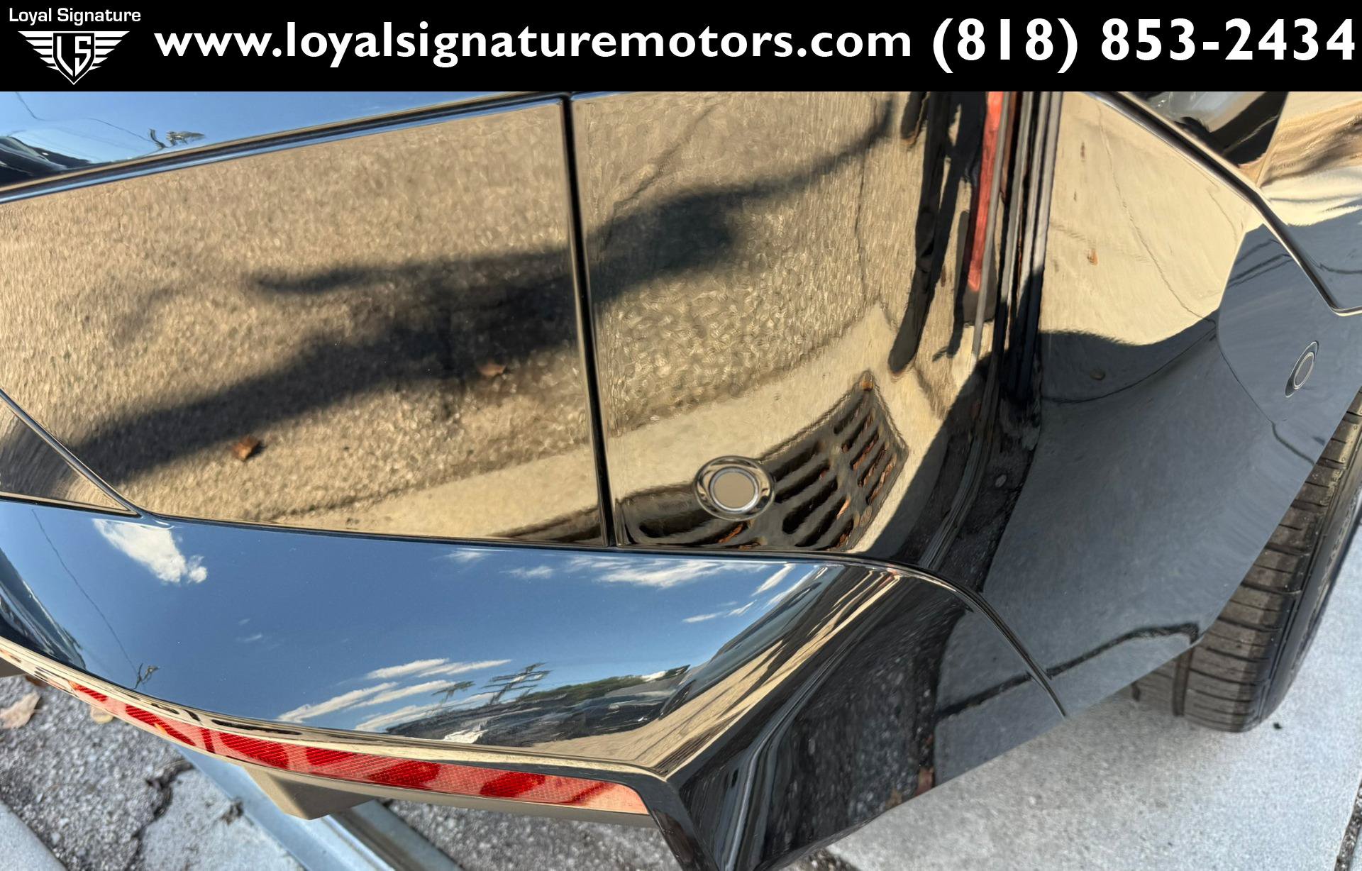 Used 2024 BMW iX xDrive50 w/ Sport Package AWD/4WD image 12