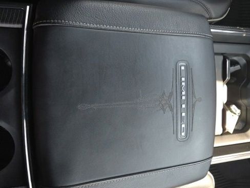 Used 2024 RAM 2500 Limited image 25